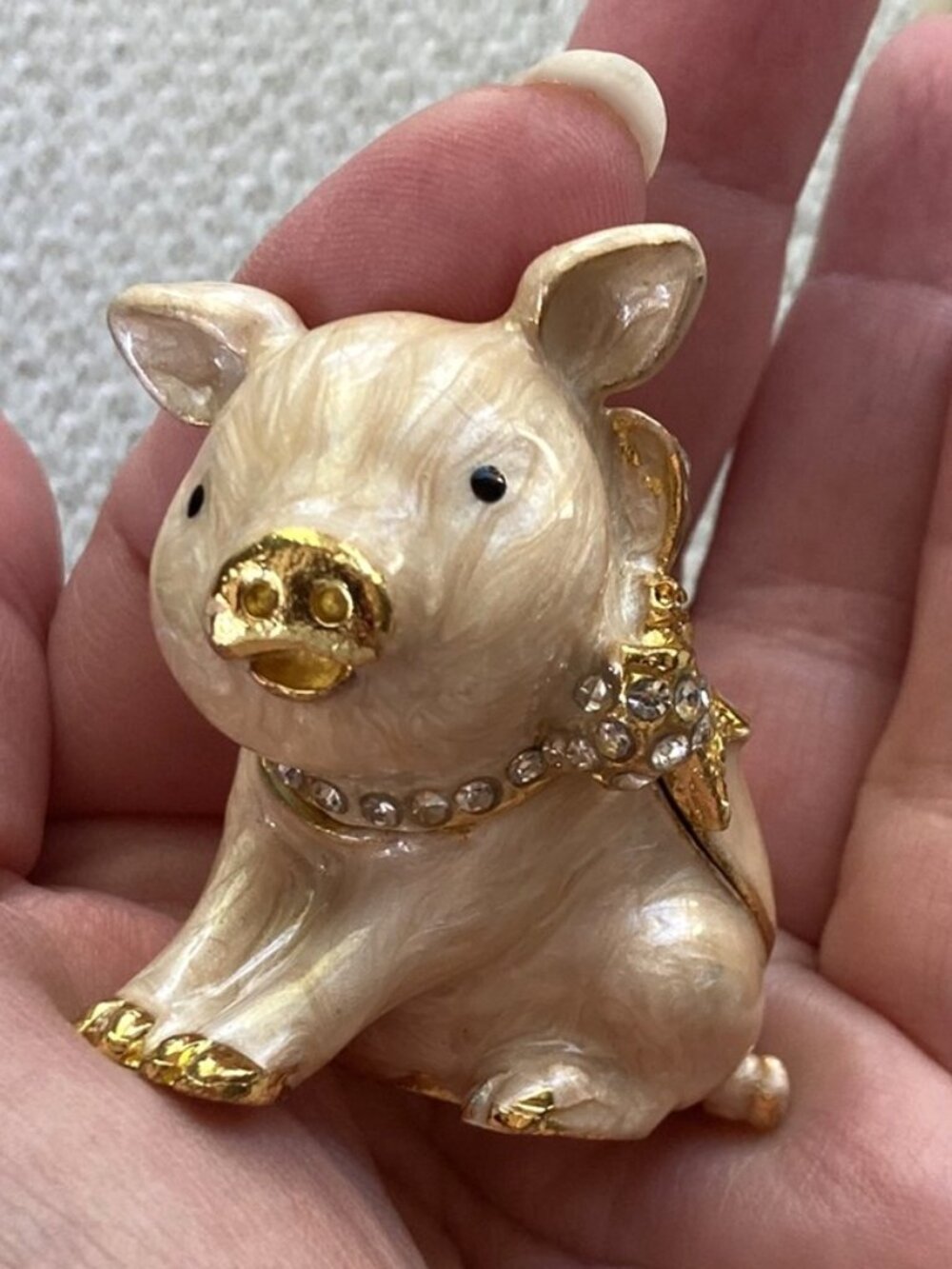 Pink Enameled PIG TRINKET BOX, With Rhinestone encrusted Bow, Jewelry Keepsake